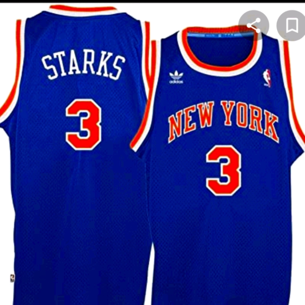 VINTAGE NY KNICKS JERSEY
